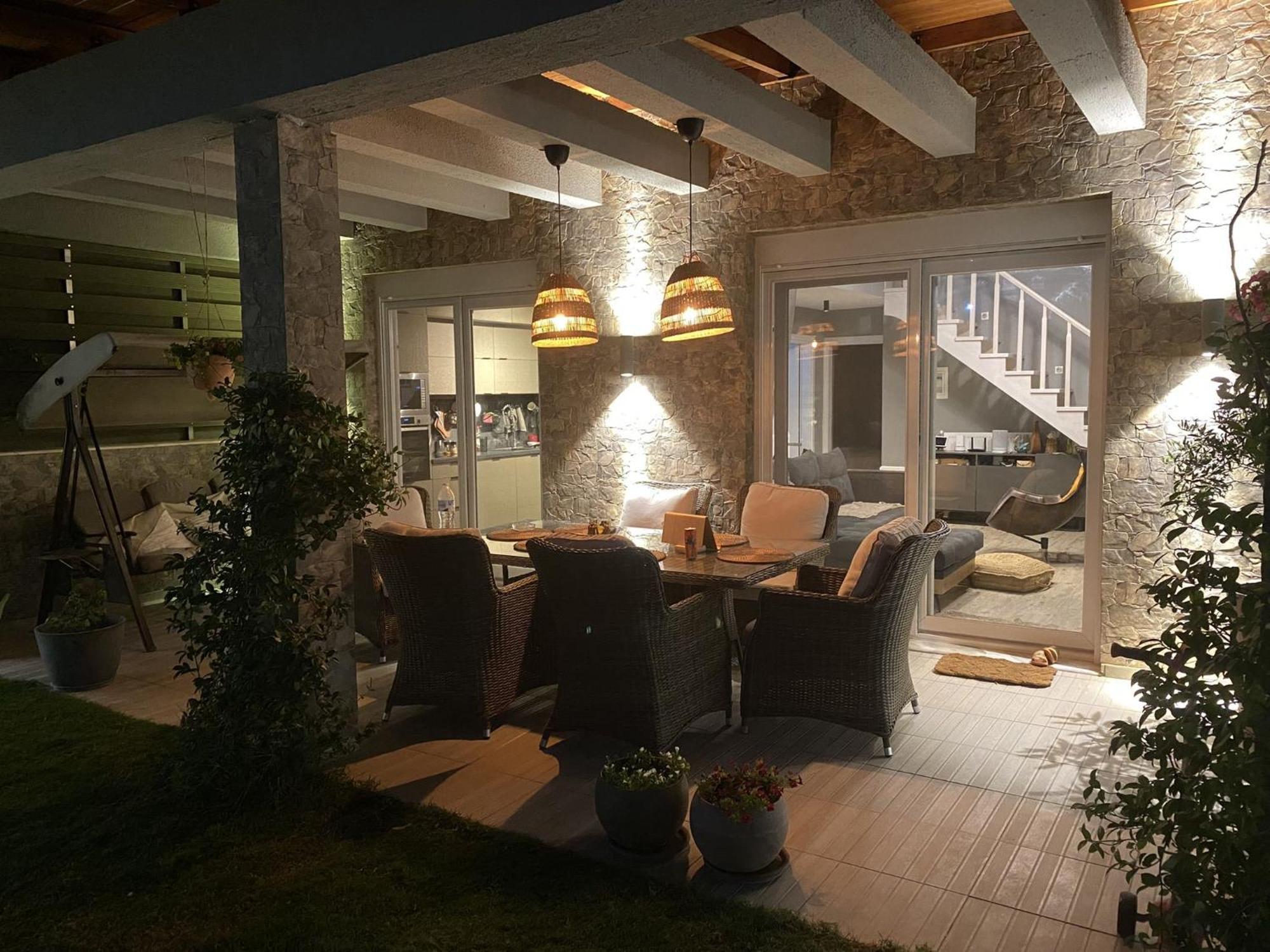 Villa Eli - Luxury Nature Getaway - Strategically Located For Beach Exploration - Onsite Power For Electric Vehicle Fourka Exterior foto