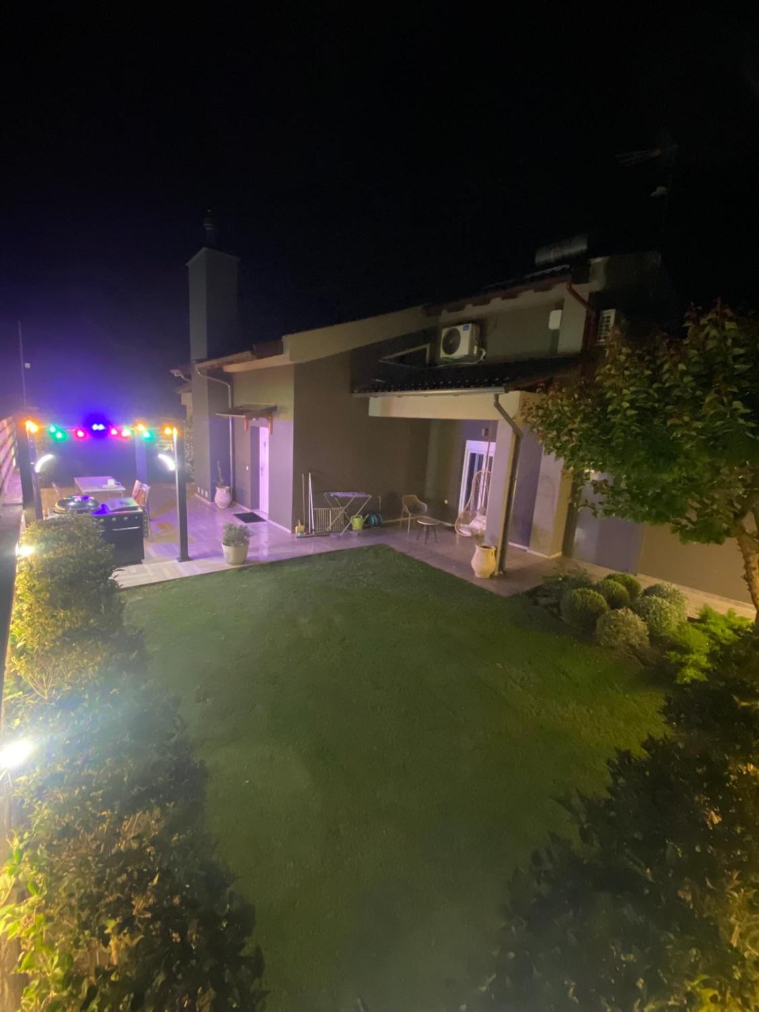 Villa Eli - Luxury Nature Getaway - Strategically Located For Beach Exploration - Onsite Power For Electric Vehicle Fourka Exterior foto